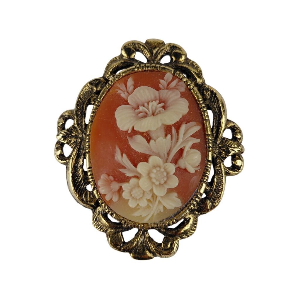Vtg. Cameo Victorian Cameo Style Flowers Pendant Brooch Gold Tone Convertible